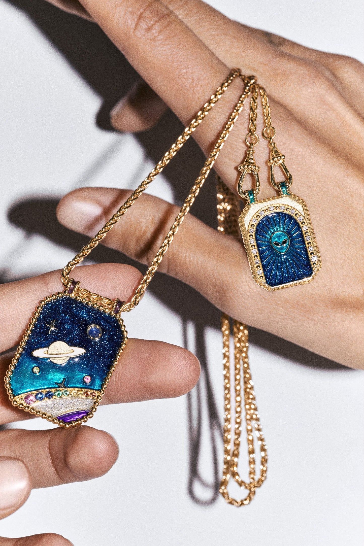 Marie Lichtenberg Staging Scapulaires Believe double scapular