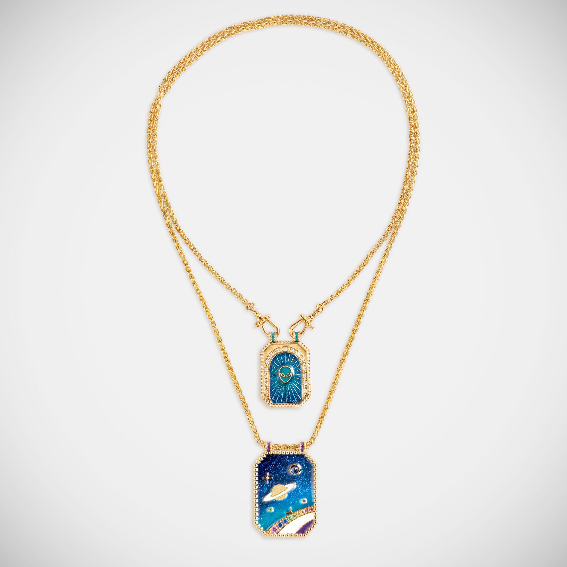 Marie Lichtenberg Staging Scapulaires Believe double scapular