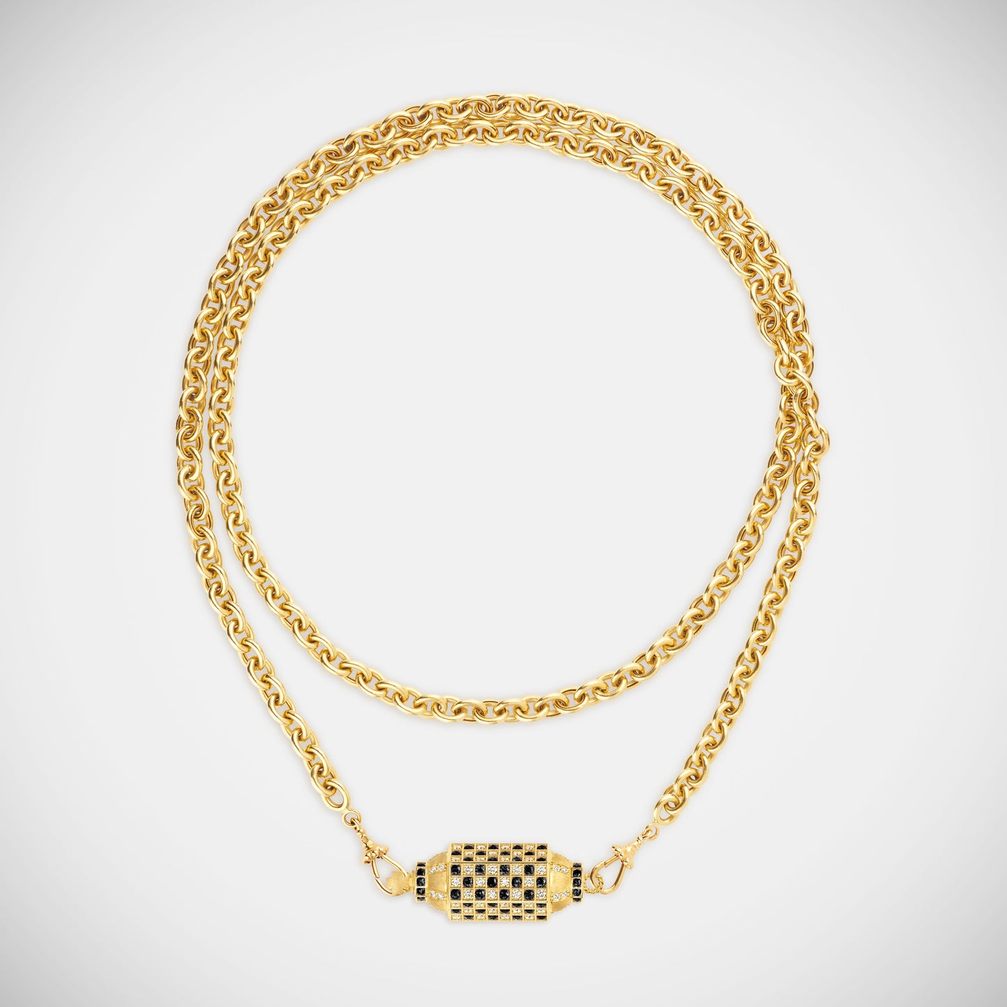 Marie Lichtenberg Staging Locket Check Black Diamond Locket on Rosa Classic Chain