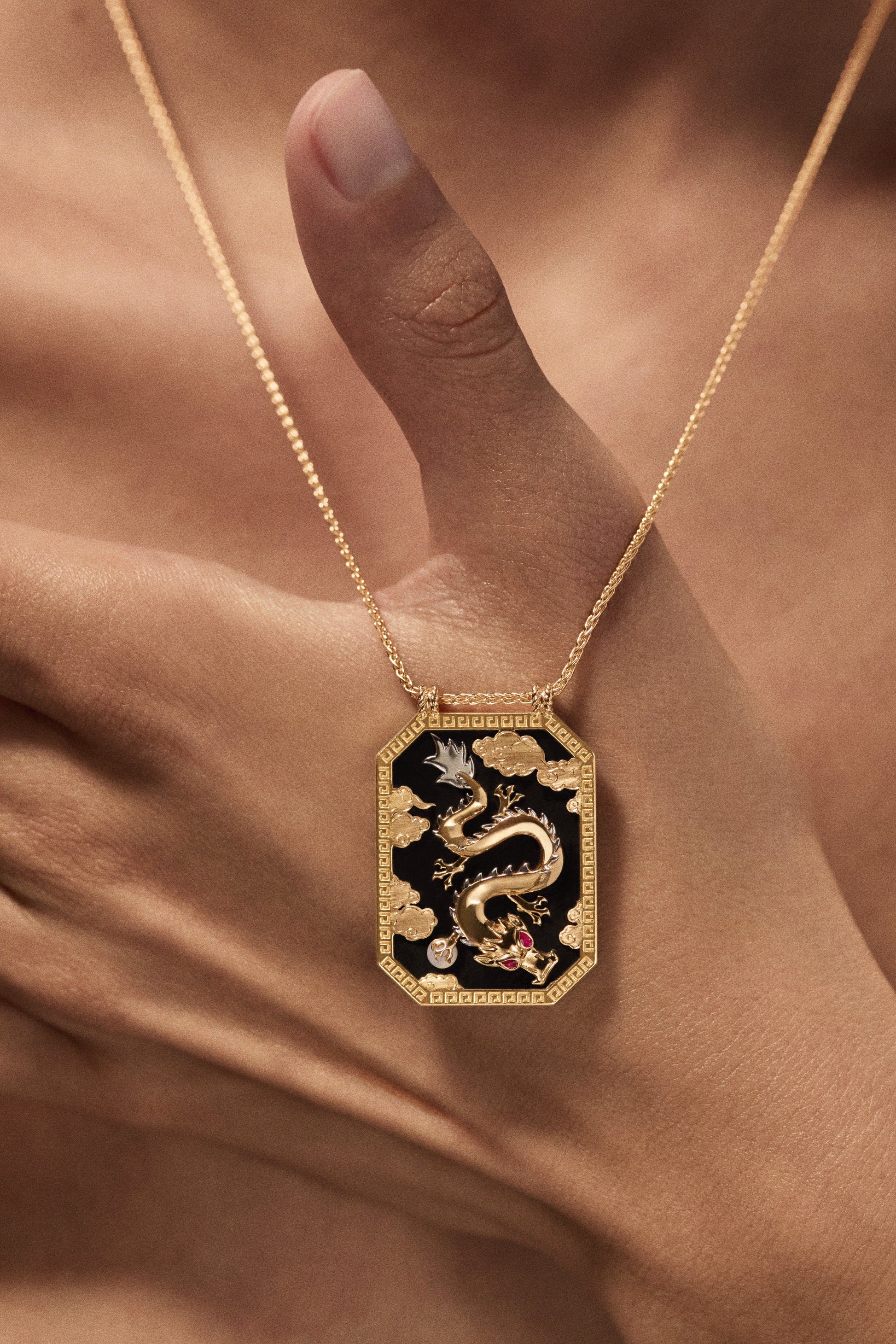 Marie Lichtenberg Staging Scapulaires Dragon Ebony Scapular