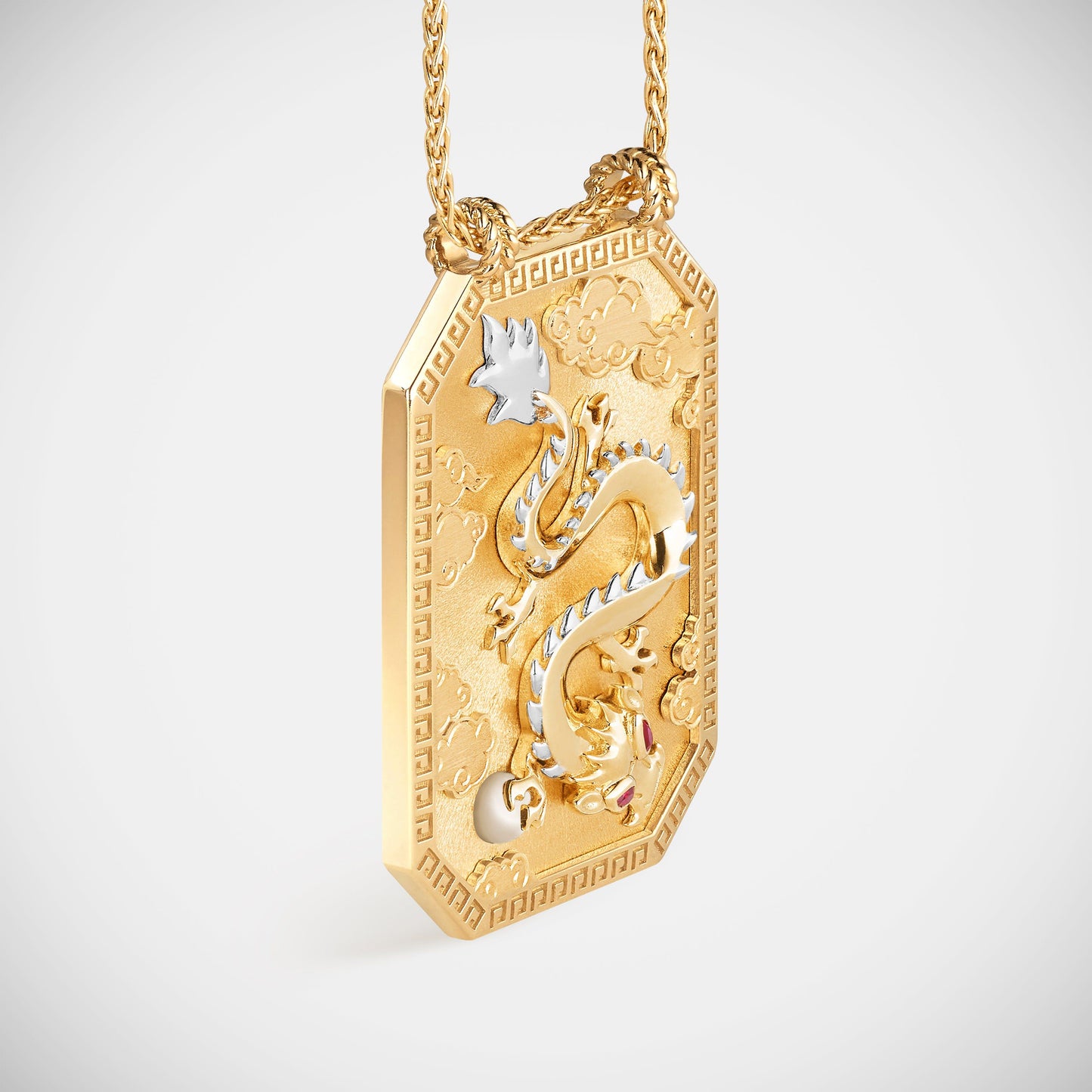 Marie Lichtenberg Staging Scapulaires Dragon Gold Scapular