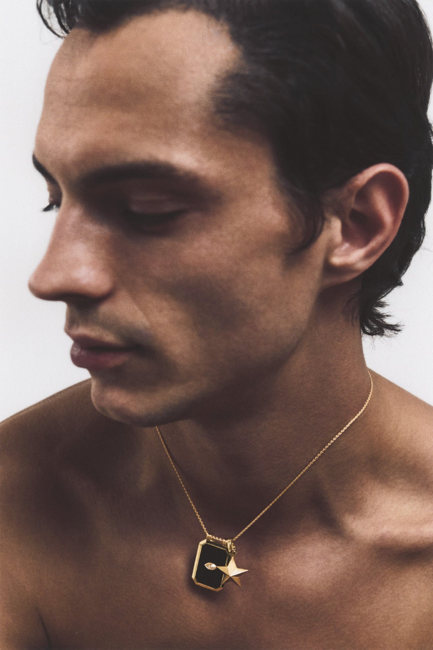 Marie Lichtenberg Staging Scapulaires Ebony Eye Scapular