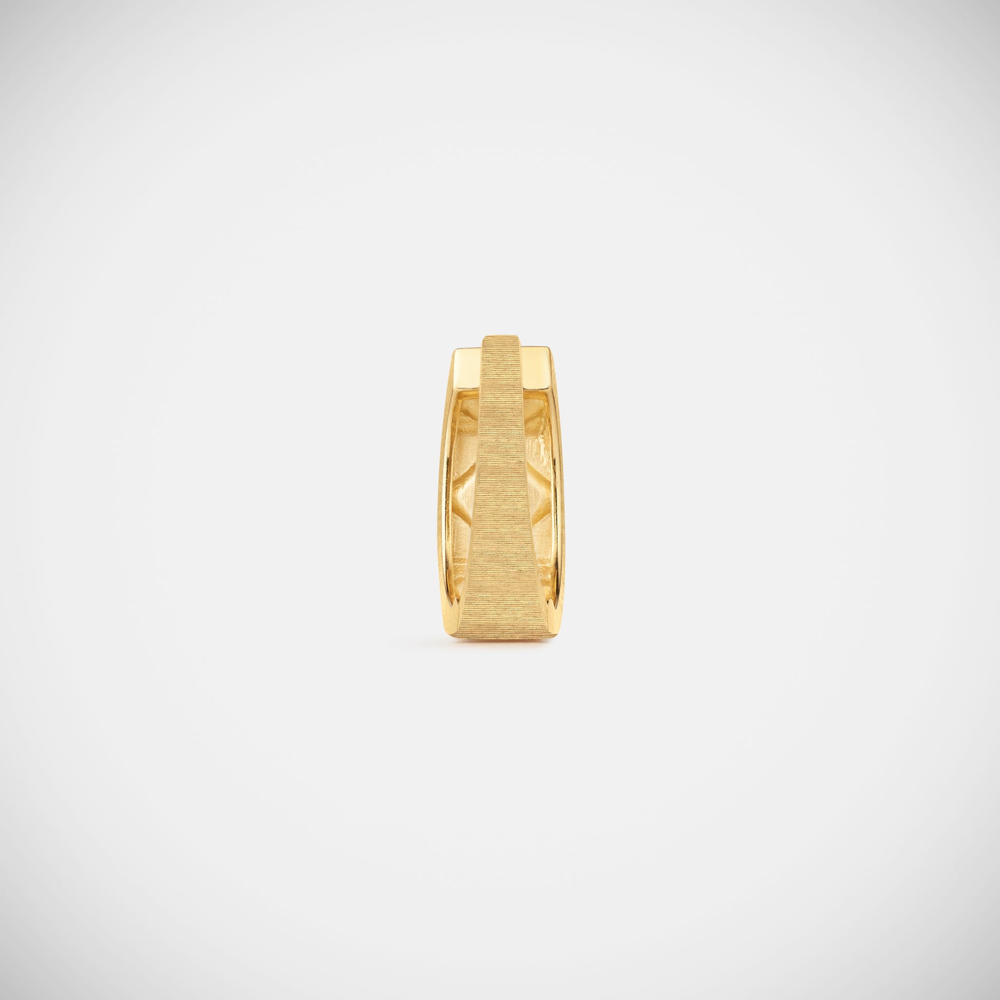 Marie Lichtenberg Staging Earring Ecrou Coco earring medium