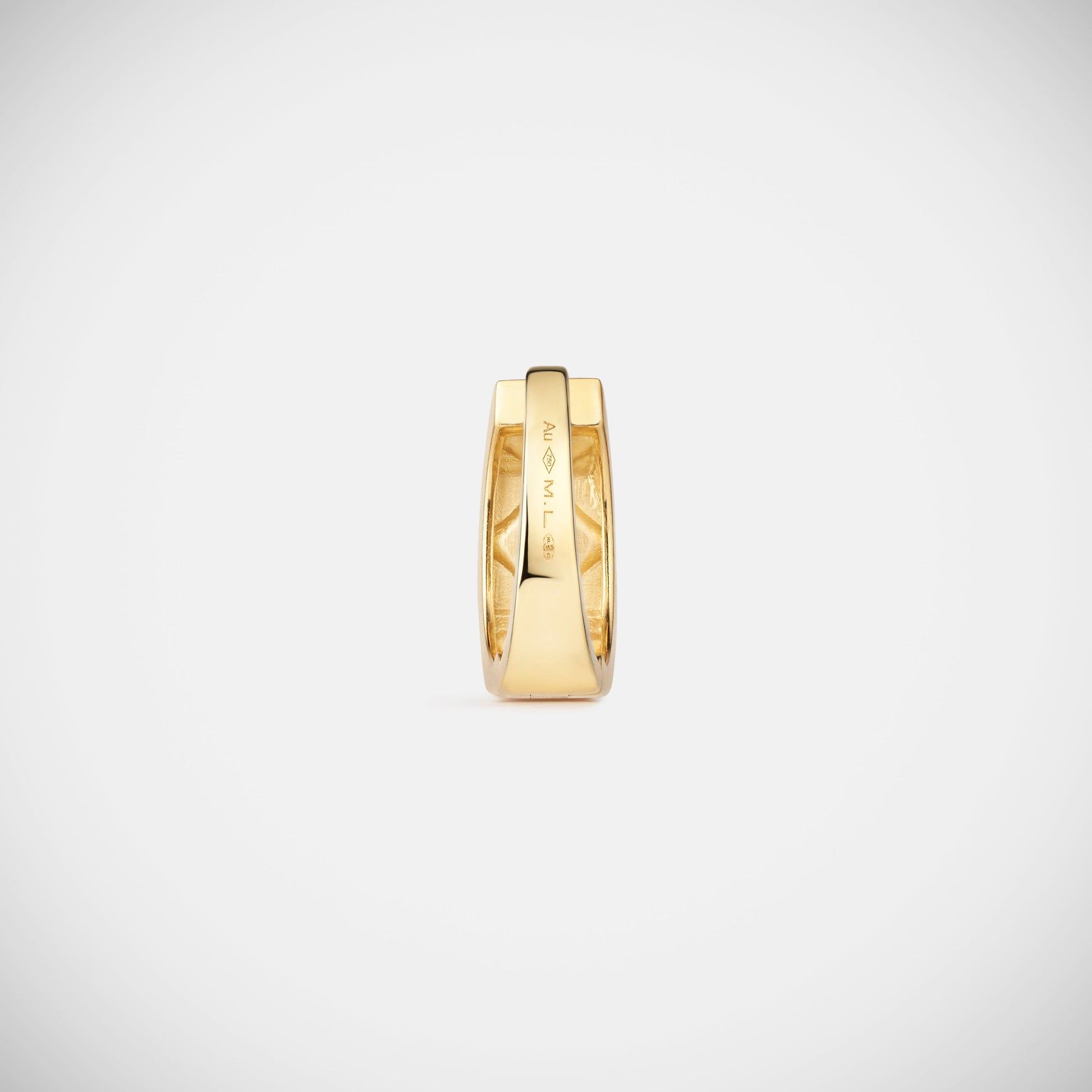 Marie Lichtenberg Staging Earring Ecrou earring medium