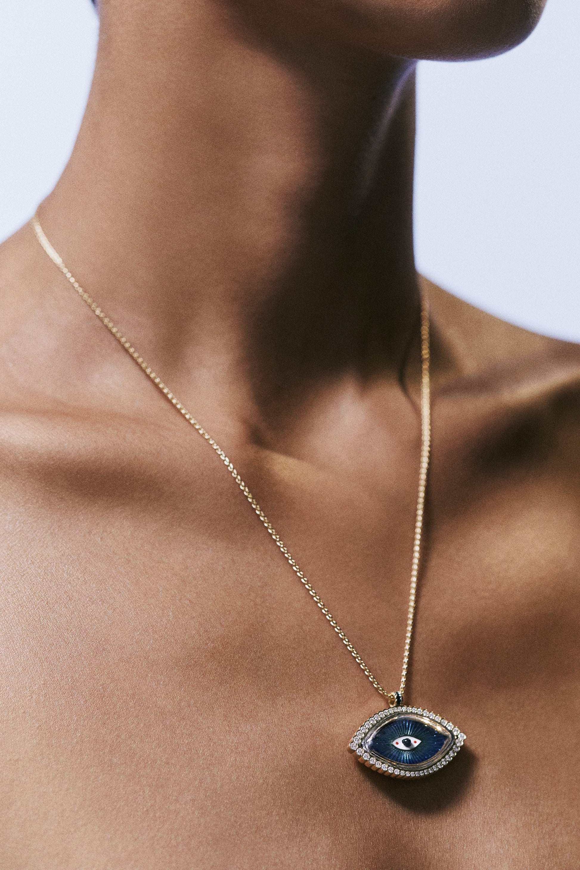 Marie Lichtenberg Staging Pendant Eye play pendant