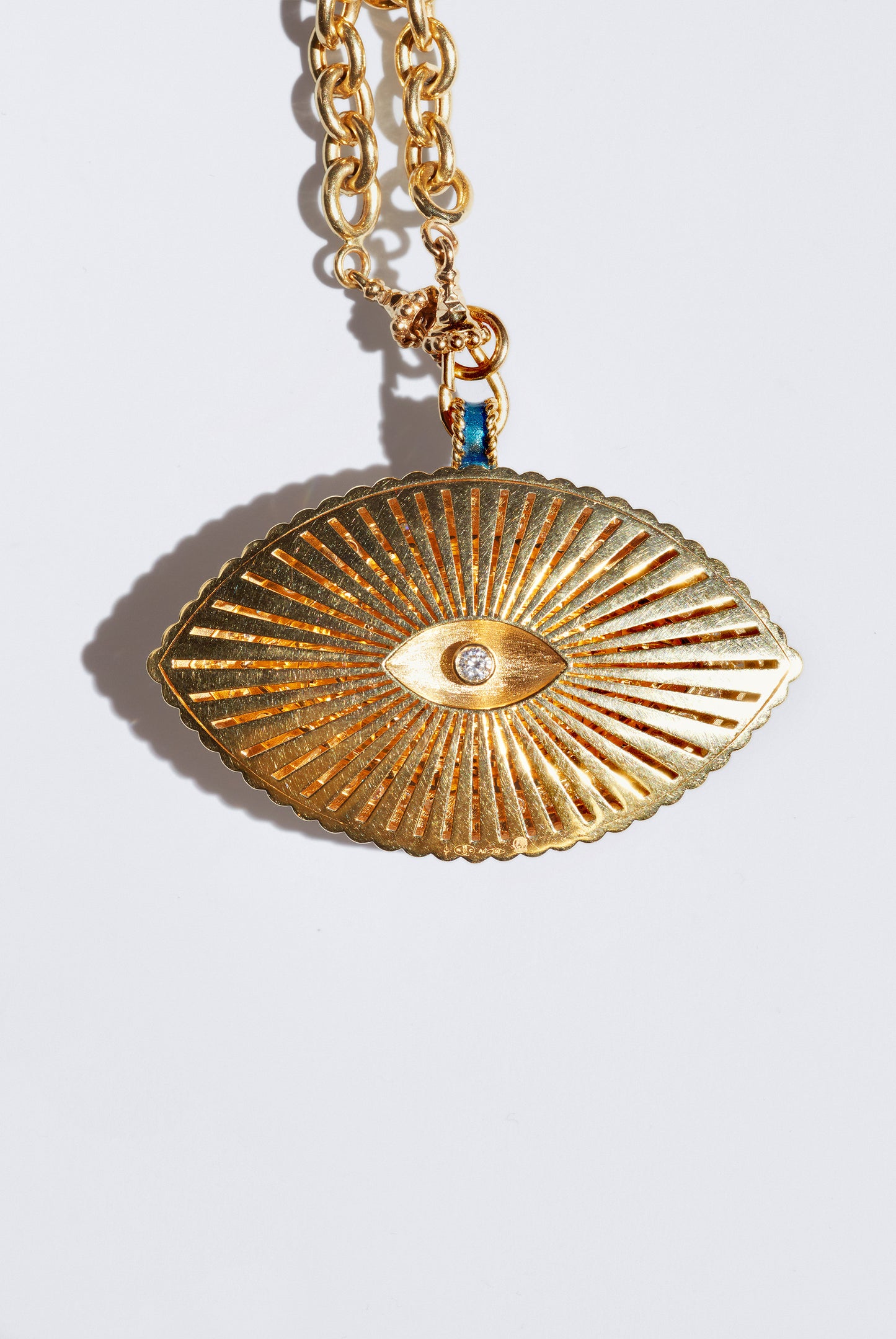 Marie Lichtenberg Staging Pendant Eye play pendant