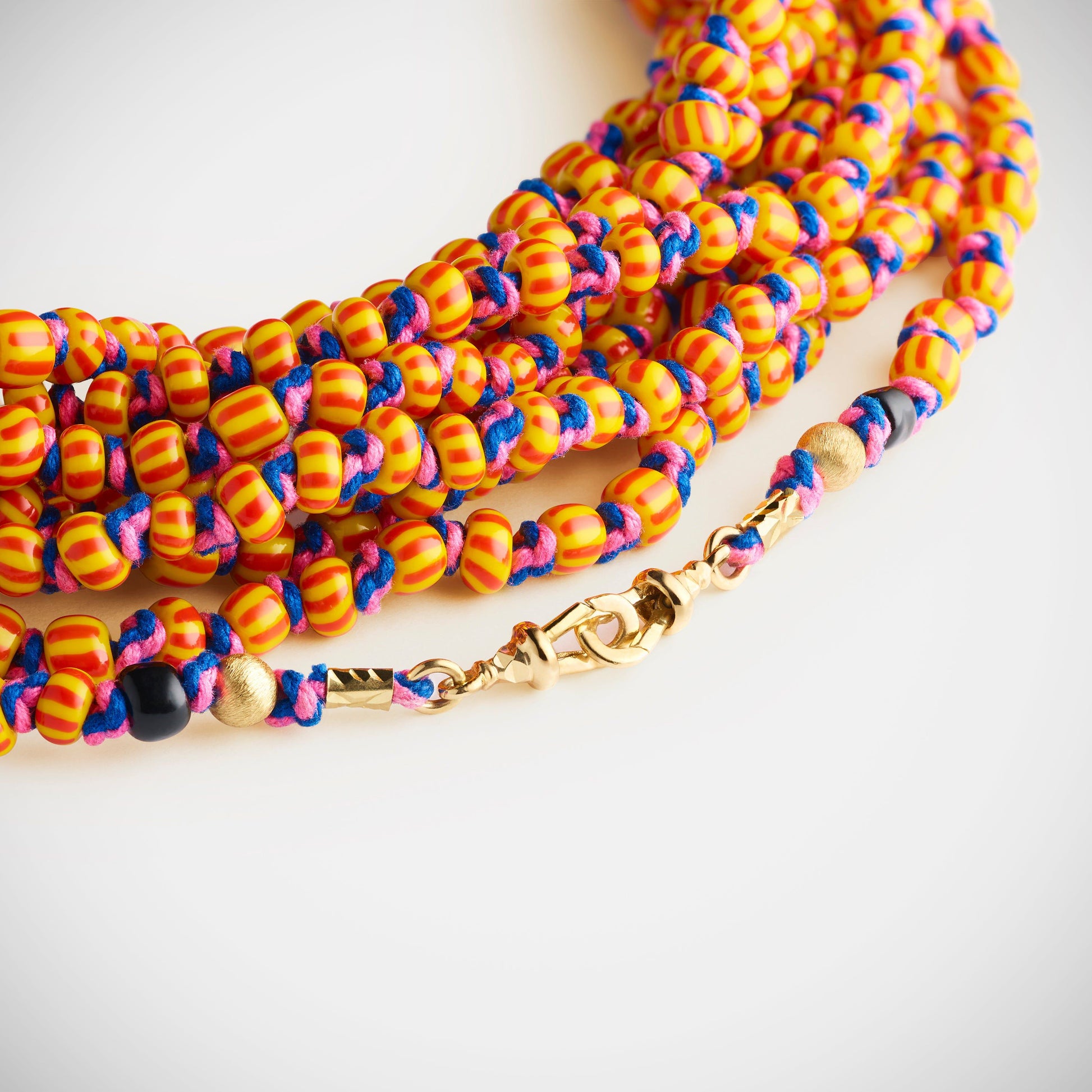 Marie Lichtenberg Staging Link Mauli beads ghana orange & red 4m