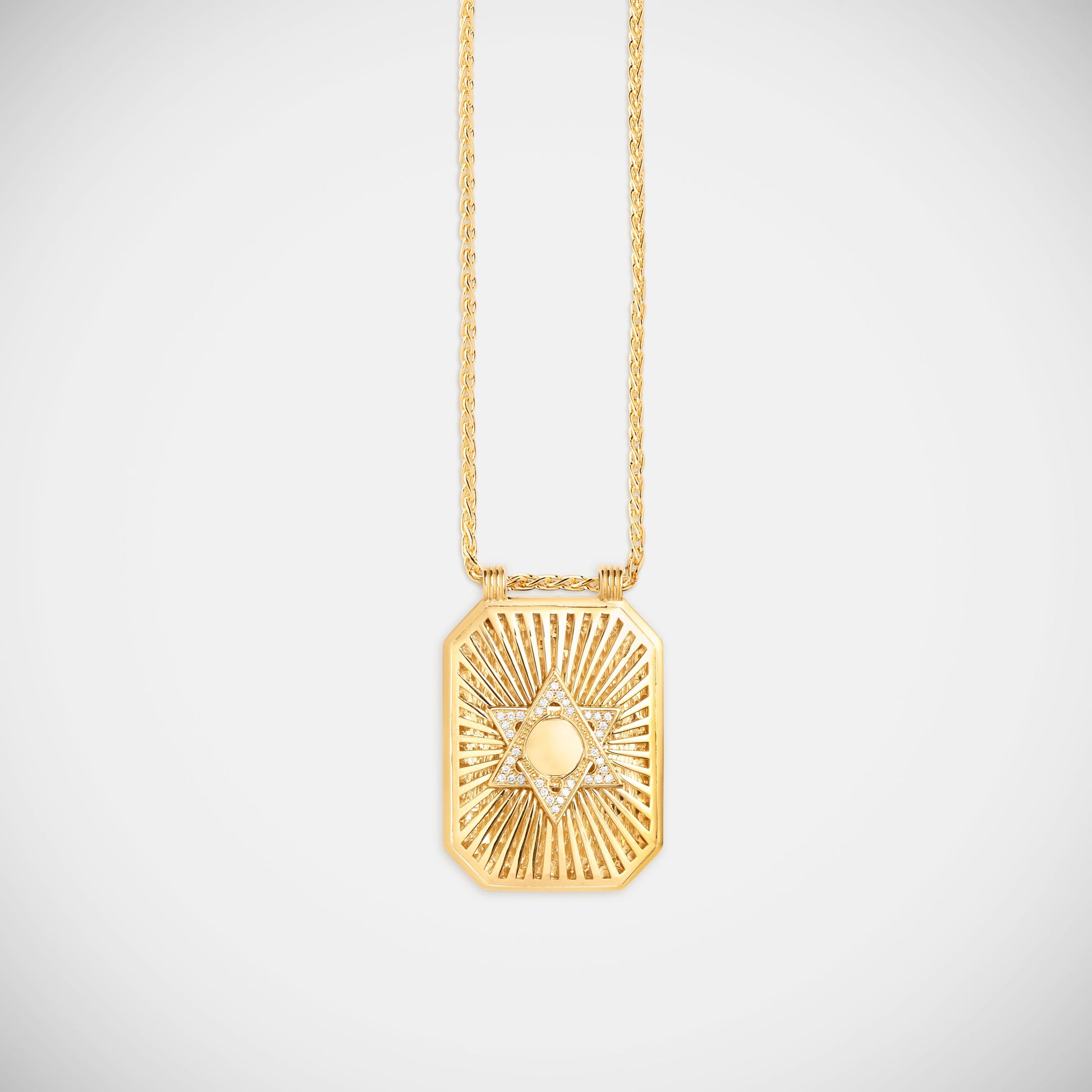 Marie Lichtenberg Staging Scapulaires Star Scapular