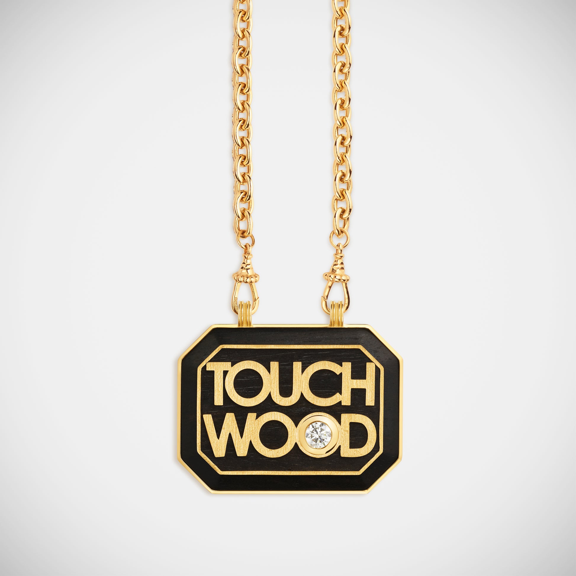 Marie Lichtenberg Staging Scapulaires Touch Wood scapular