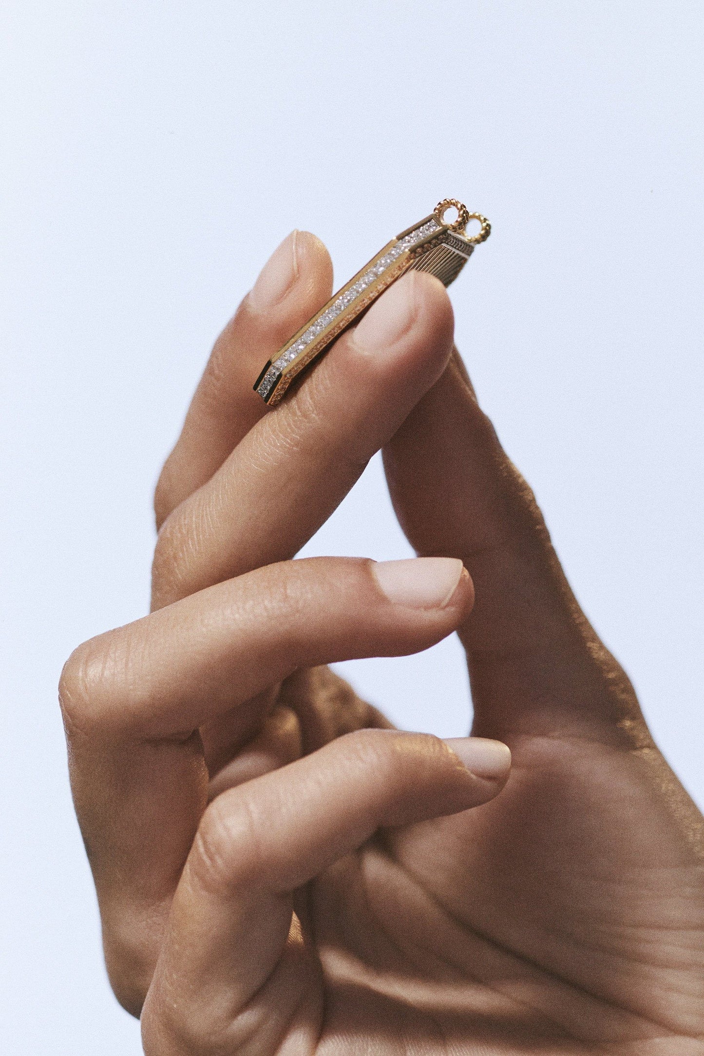 Marie Lichtenberg Staging Scapulaires Would you marry me Scapular