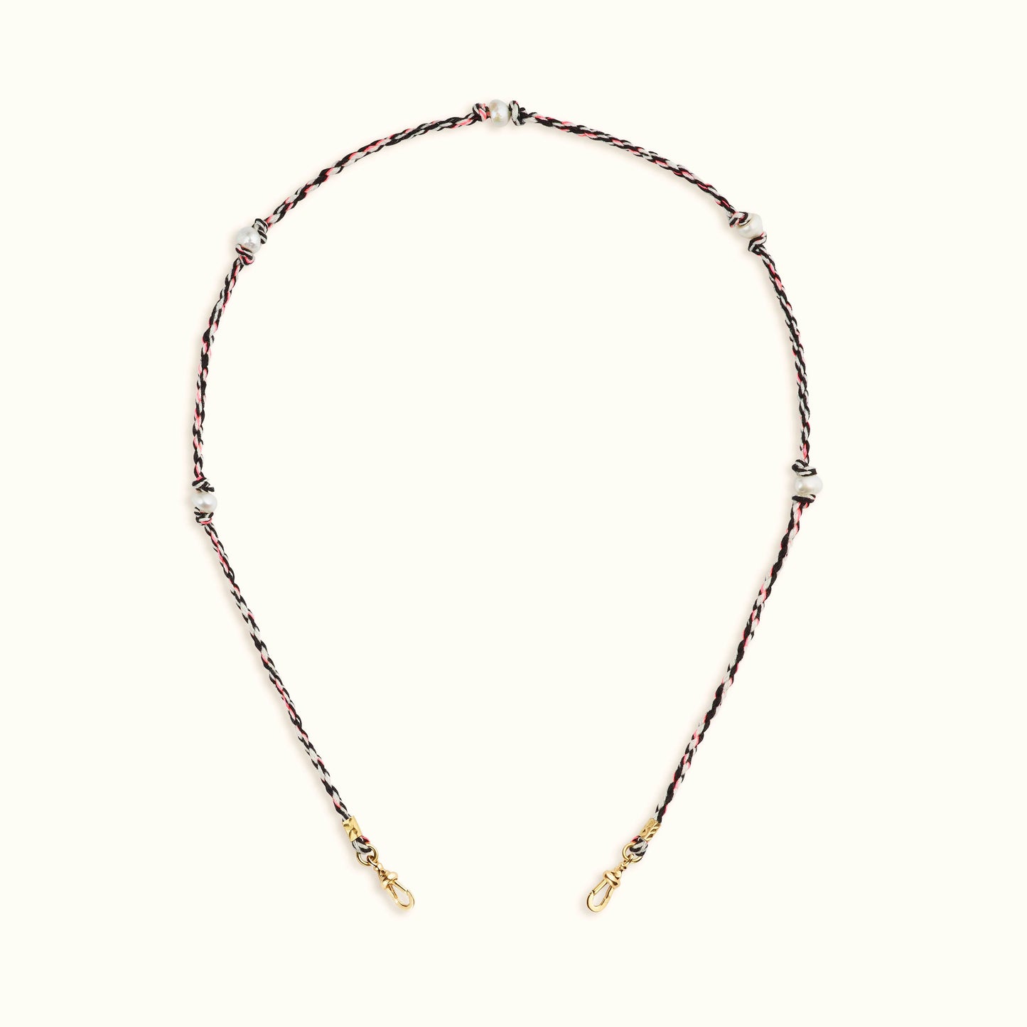 Marie Lichtenberg Staging Link Mauli black & white 35cm